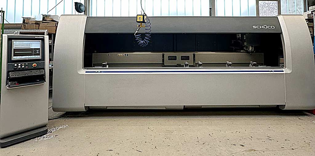 Schüco AF 300 CNC Profilbearbeitungszentrum