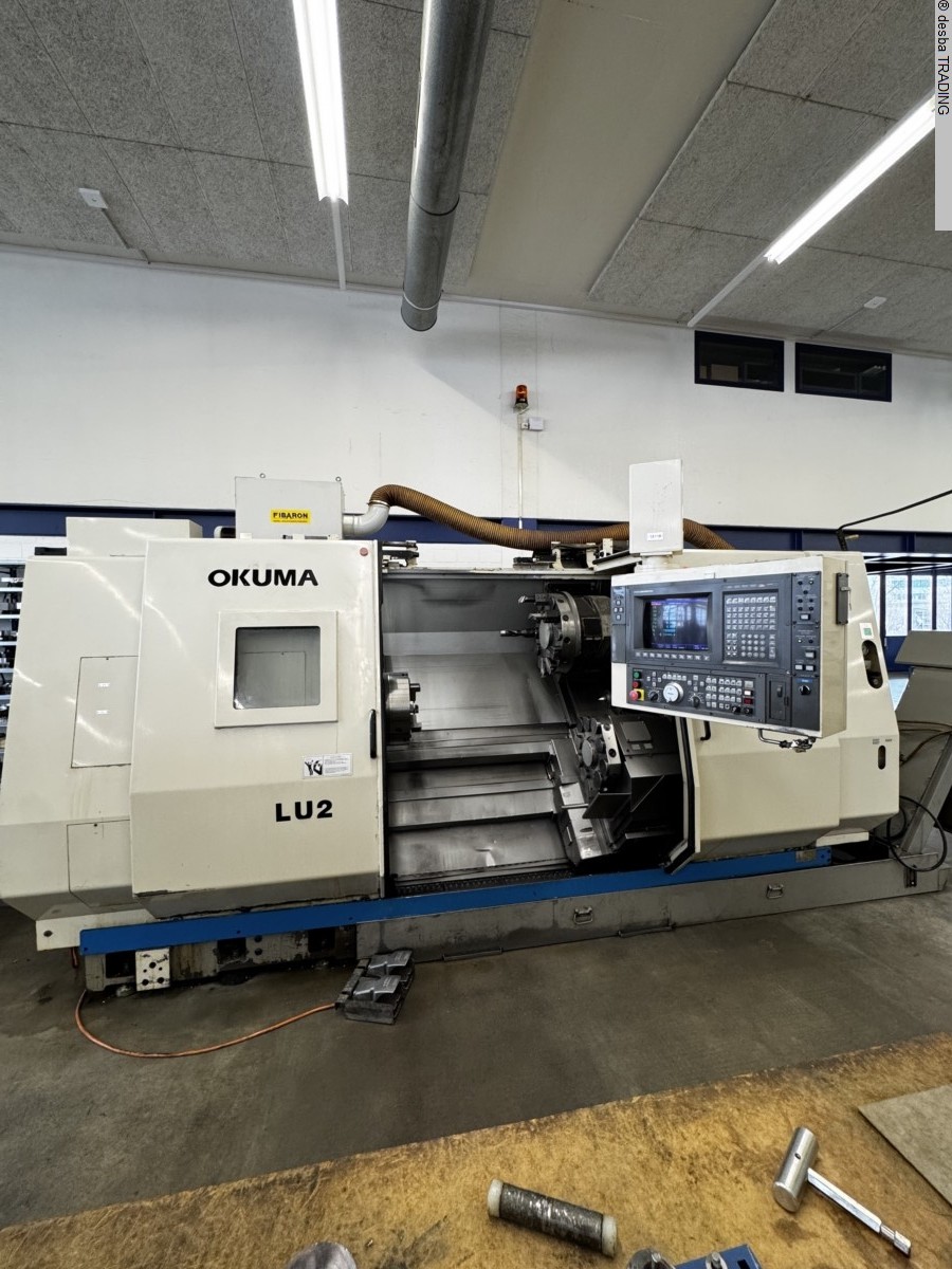 OKUMA LU 25 CNC Drehmaschine