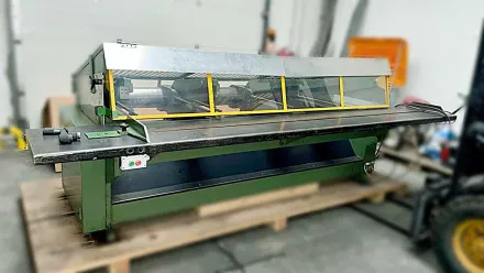 Klett MF 2350 74 Exzenter-Schlitzmaschine – RESALE