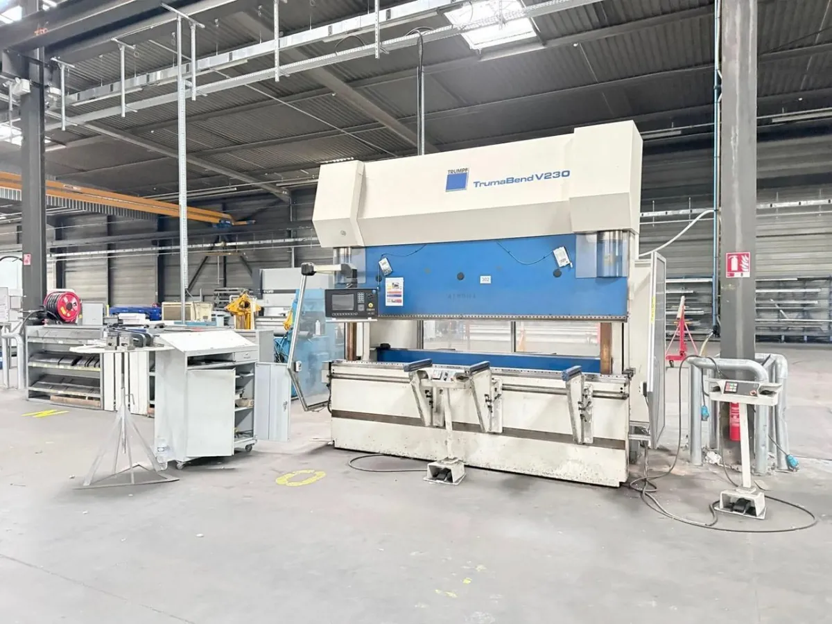 Trumpf trumabend 230 ton x 3100 mm CNC Hydraulische Pressbremsen