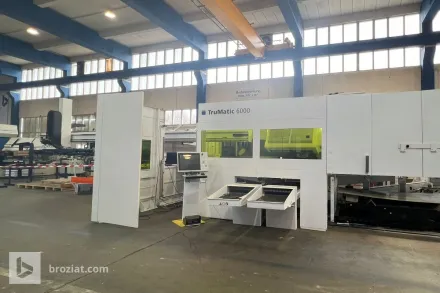 Trumpf TruMatic 6000 (K06M) Fiber 3200 Watt CNC-Stanz-Lasermaschine – RESALE