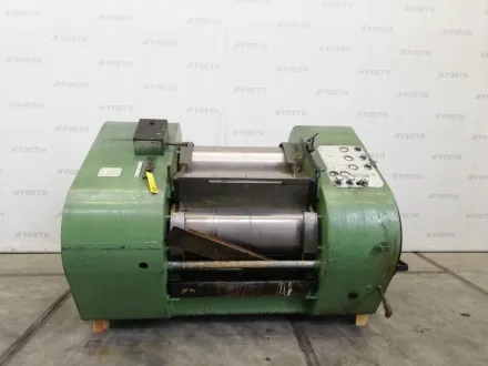 Bühler SDV-900 - Three roll mill Dreiwalzen – RESALE