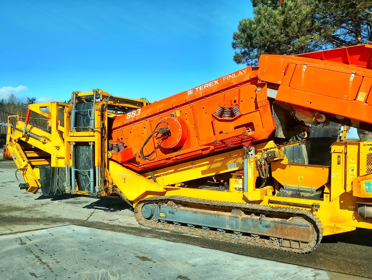Terex Finlay 883 クラッシャーズ