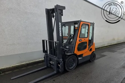 Doosan D25S-5 Dieselstapler – RESALE