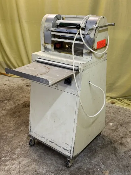 Fritsch Rollex Hörnchenwickelmaschine – RESALE