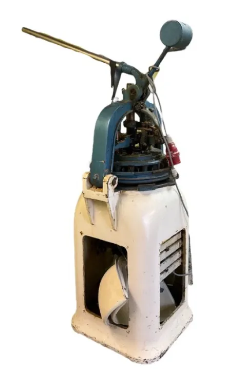 Record Halbautomat Brötchenpresse – RESALE