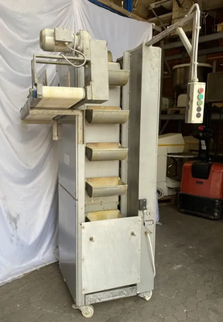Kemper BE11 Becherwerk Brotanlage – RESALE
