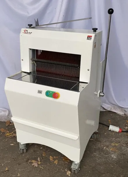 Jac BEM 450/10 Â Brotschneidermaschine – RESALE
