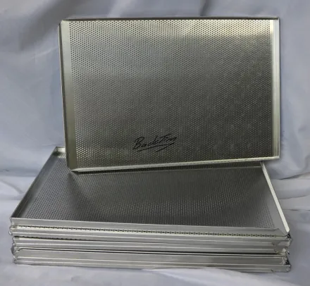 Backtim 3 Rand Alu Lochbackbleche – RESALE
