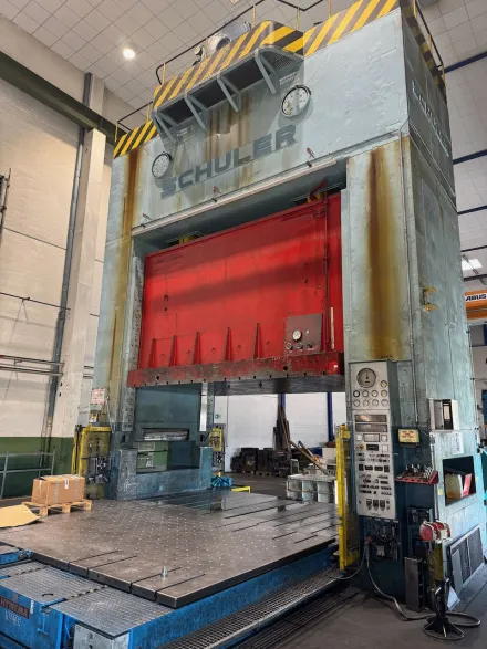 Schuler P4E2Sq 1200/4,5/0,6 Doppelständerpresse – RESALE
