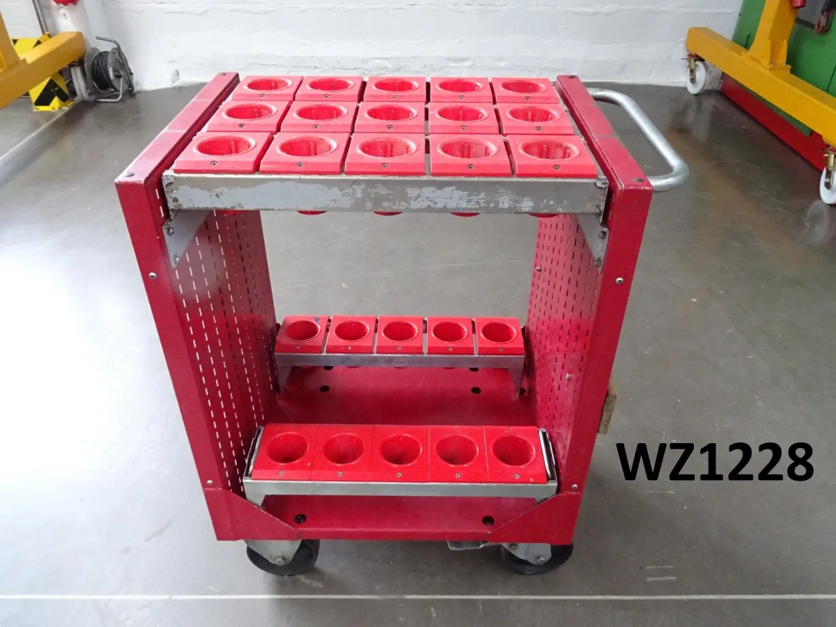 Werkzeugträgerwagen SK50, 25 Plätze