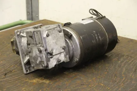 Tennant 377425 Permanent Magnet Motor – RESALE