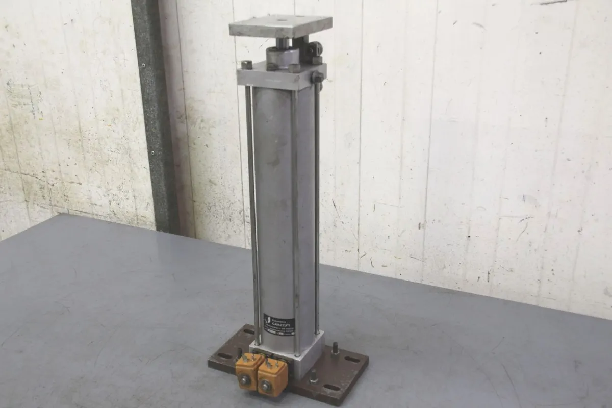 Cavazzuti Hub 360 mm Pneumatikzylinder
