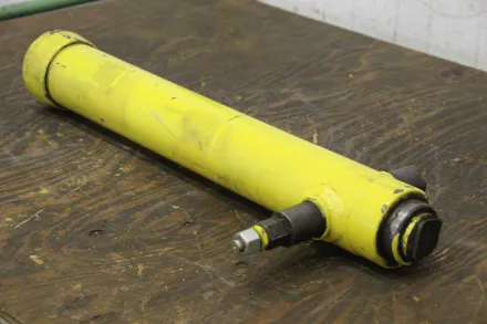 Hub 990 mm Teleskopzylinder – RESALE