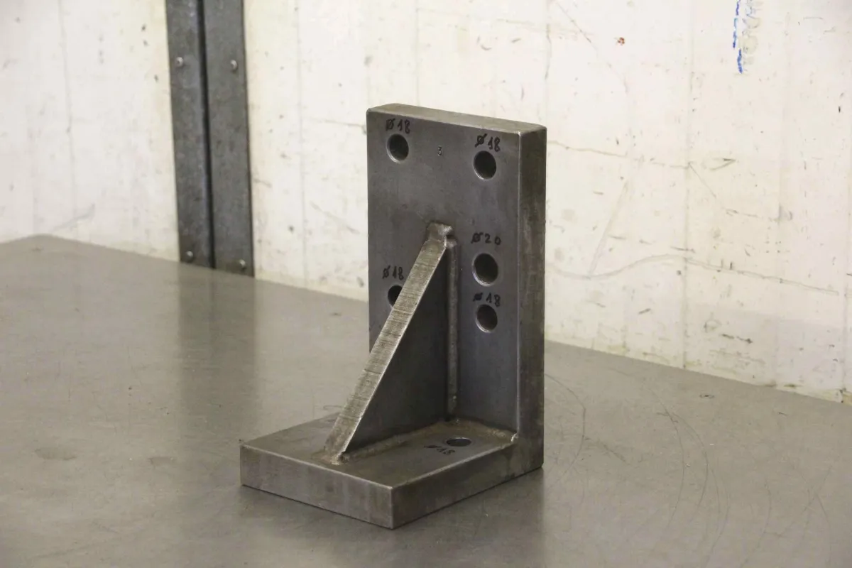 Stahl 165/140/H245 mm Aufspannwinkel
