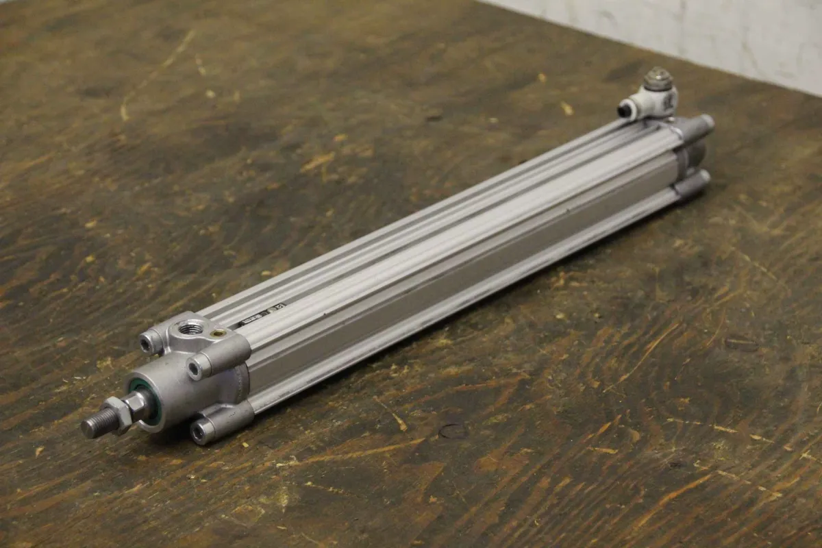 Rexroth Hub 330 mm Pneumatikzylinder