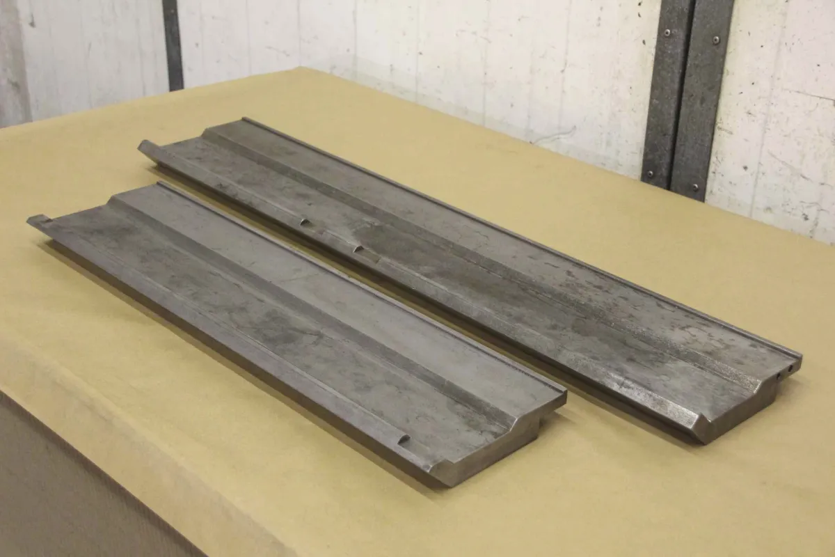 33/170 mm 90° Abkantwerkzeug geteilt 1485 mm
