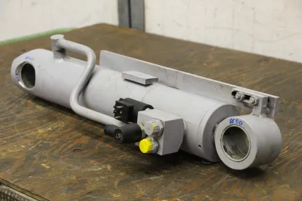 Gsl German Standard Lift D080045LAV10300 Hydraulikzylinder – RESALE
