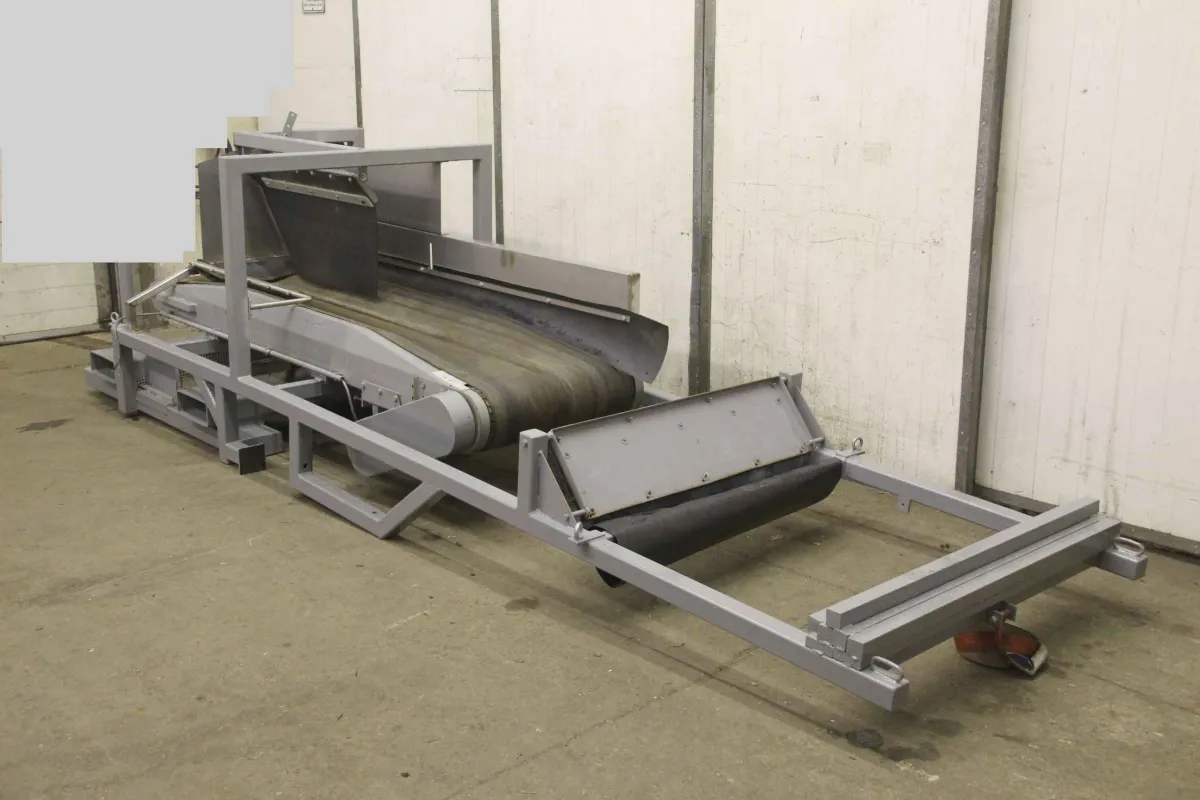 Cargo Floor 2000 x 590 mm Conveyor belt 118 m/min