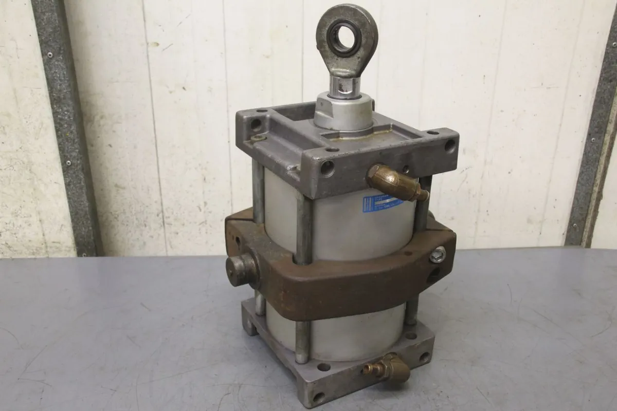 Atlas Copco C4-200-40 Hub 200 mm Pneumatikzylinder