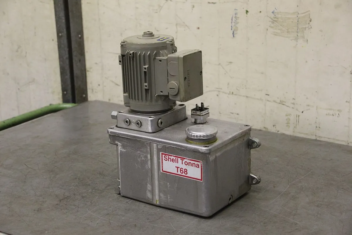 Woerner elektrisch 0,09 kW Central lubrication