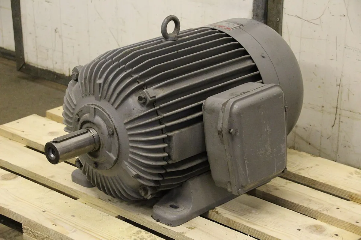 BEN KDY 200L-8/6/4 Elektromotor 5,5/8/22 kW 740/975/1475 U/min
