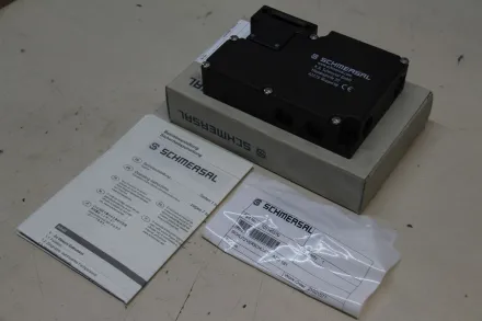 Schmersal AZM 161SK-12/12RK-024 Sicherheitszuhaltung – RESALE