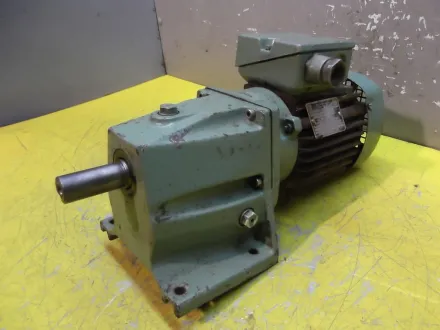 Vem ZG0KMRB63G4 Getriebemotor 0,37 kW 200 U/min – RESALE