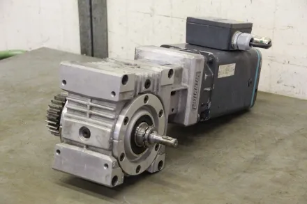 Atlanta Siemens 58 44 215  FT5072 Gleichstrom Getriebemotor 2,45 kW  i 14,5 – RESALE