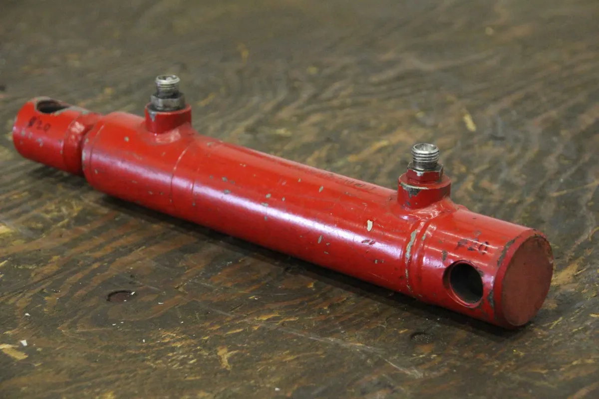 Hub 140 mm Hydraulikzylinder
