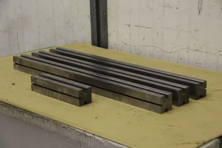 2777/60/H60 mm Abkantwerkzeug geteilt 2777 mm – RESALE