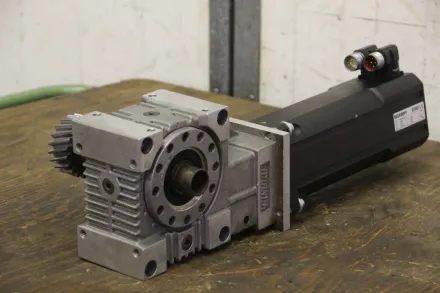Bjm Beckhoff AM3552-0041 Servomotor 1,45 kW 3000 U/min – RESALE