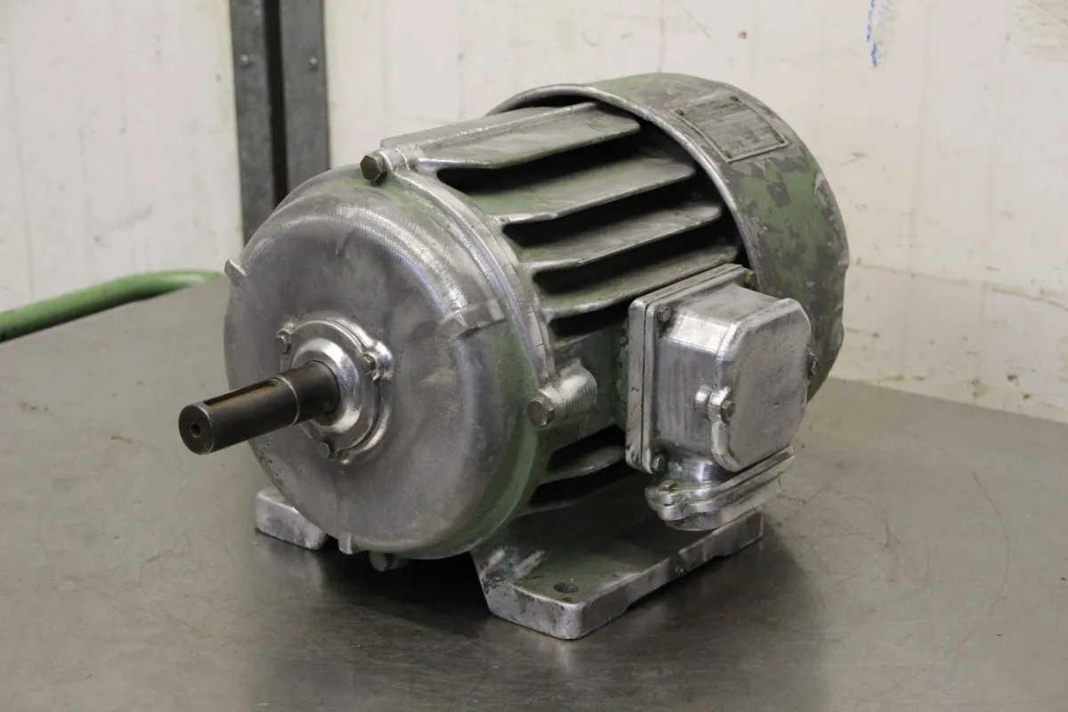 VEM ALK 37/4M Elektromotor 4 kW 1410 U/min