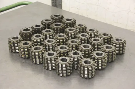 Wmw Pws Aufnahme 27/32 mm Modulfräser Keilwellen-Wälzfräser 29 Stück – RESALE