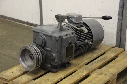 Yaskawa Suga FELQ-7T  SGM-1 Getriebemotor 3,7 kW 145-1600 U/min – RESALE