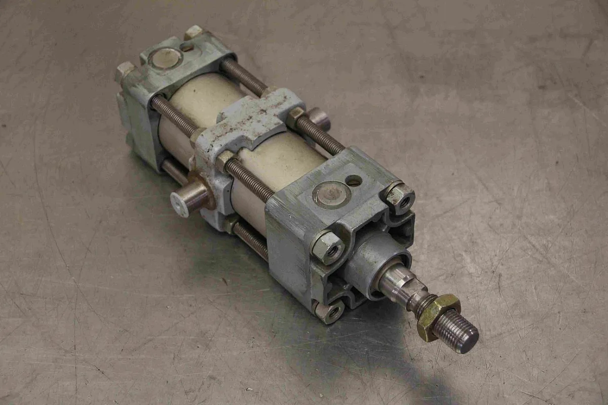Rexroth Hub 50 mm Pneumatikzylinder