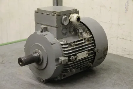 Lammers 7AA 132 S-04 Elektromotor 5,5 kW 1450 U/min – RESALE
