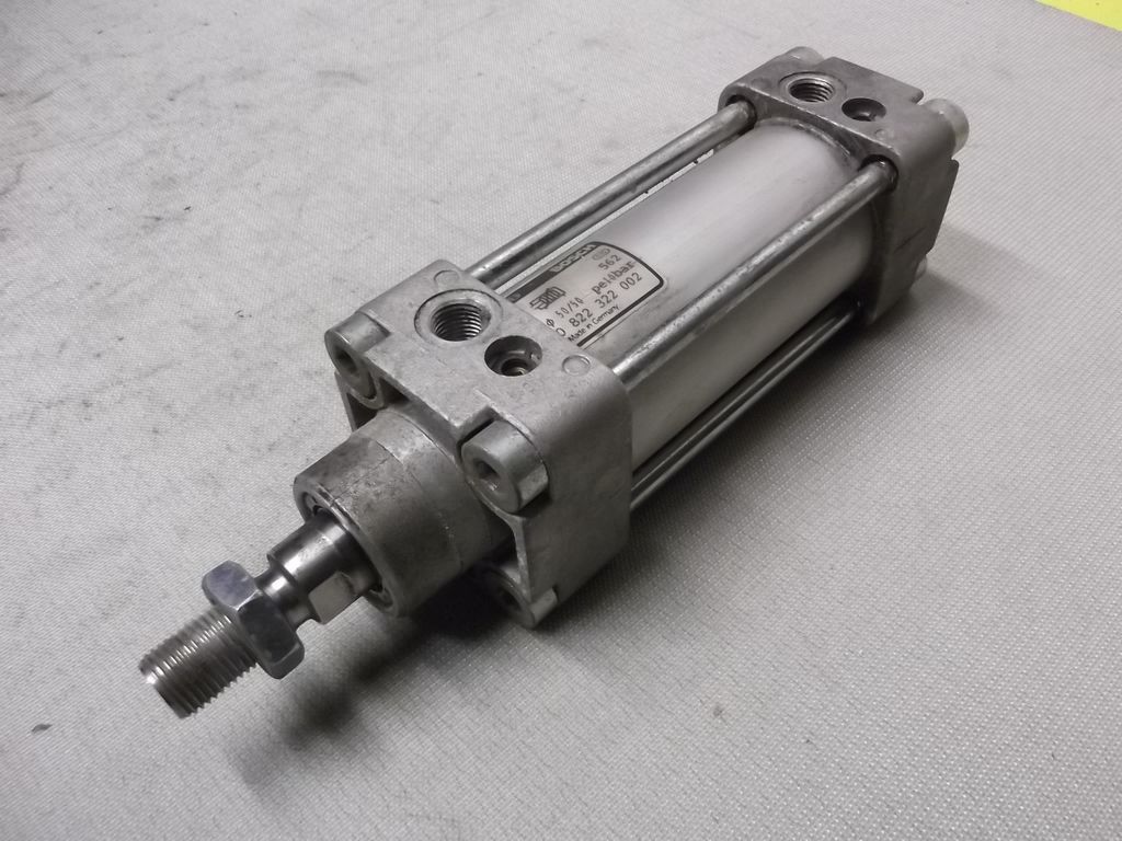 Bosch 0 822 322 002 Pneumatikzylinder