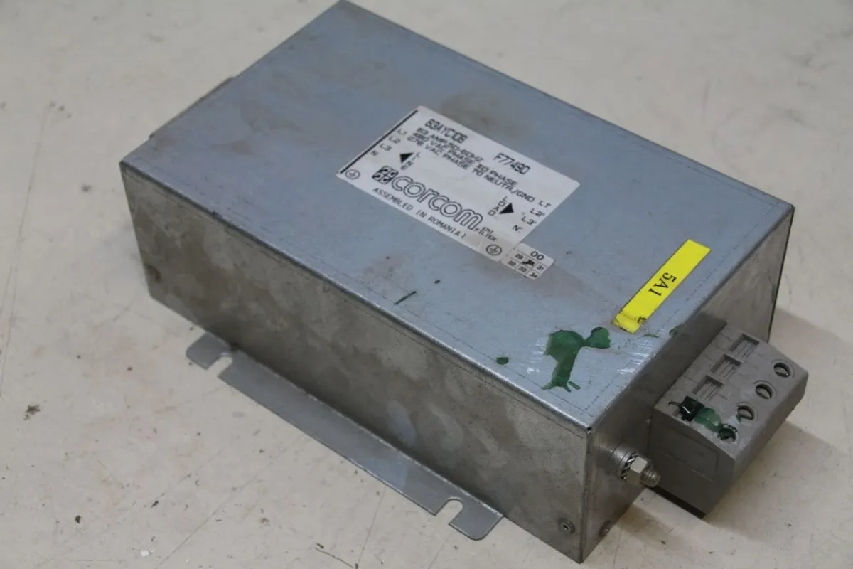 Corcom 63AYC10B Spannungsversorgungsleitungsfilter 63 A