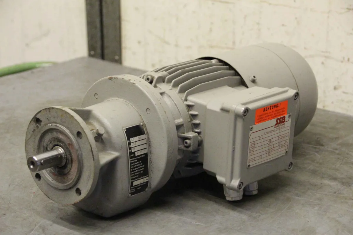 SSB Rapid DSG-012/20-0410.208.40 - K1 - B5 Getriebemotor 0,75 kW 380/40 U/min