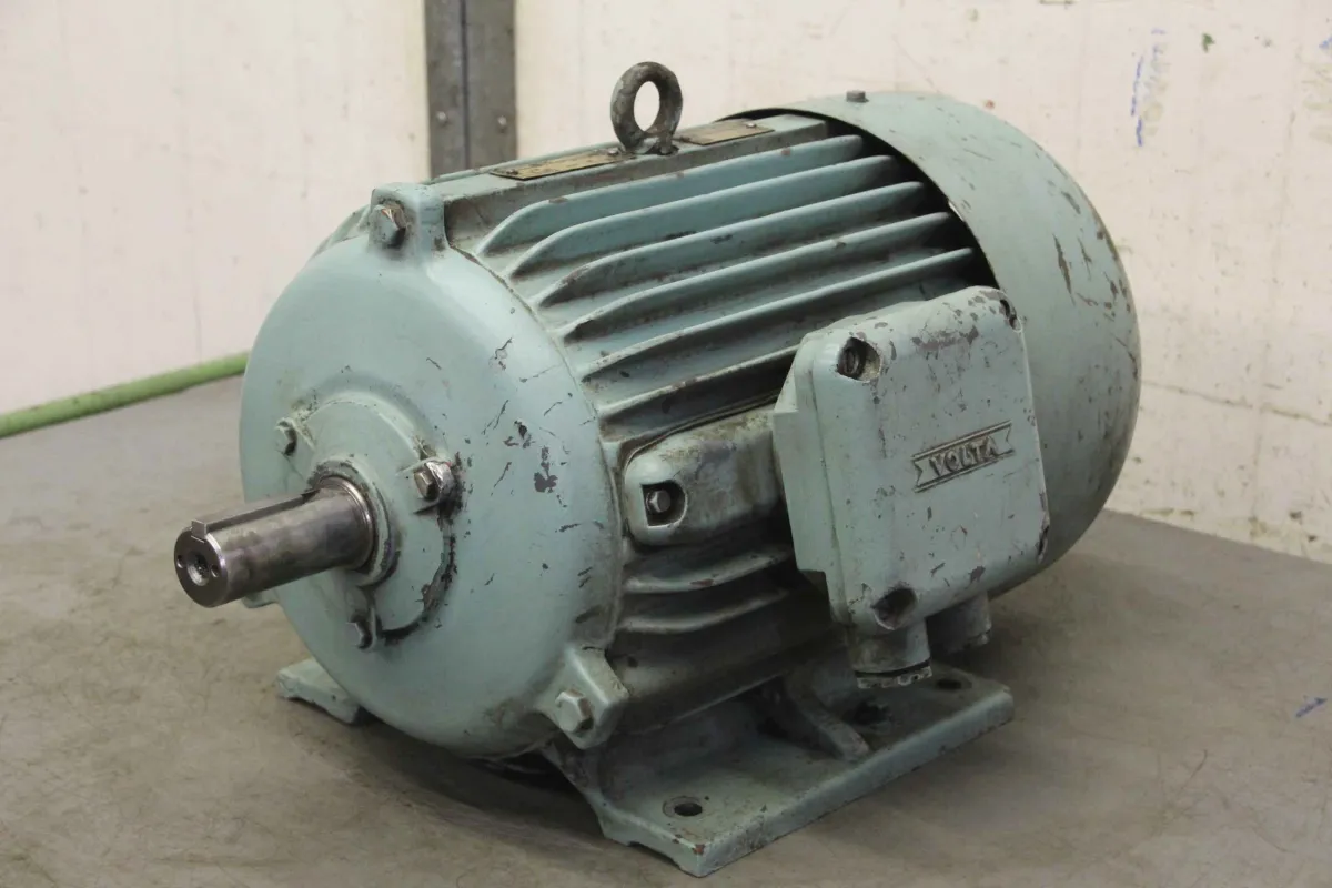 Volta AOC2-52-6 - C1 Elektromotor 9 kW 890 U/min