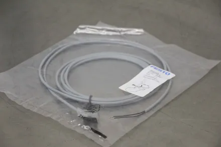 Festo KMYZ-9-24-2,5-LED-PUR-B Verbindungsleitung – RESALE