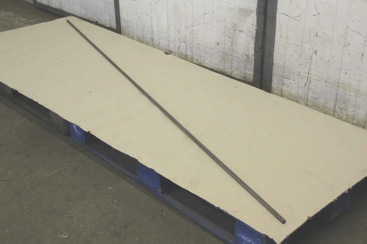 Ø 14 x 2405 mm Anschlag Welle