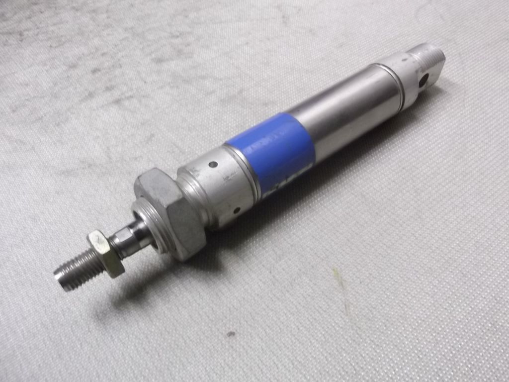 Festo ESN-25-50 P Rundzylinder