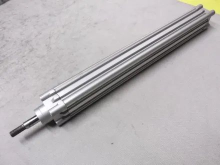 Festo Hubweg 323 mm Pneumatikzylinder – RESALE