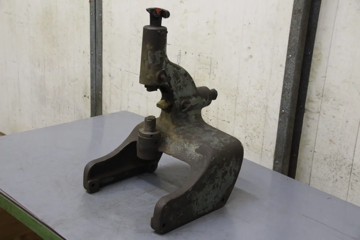 Durchmesser 145 mm Lünette mitfahrend