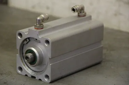 Bosch 0 822 010 279 Pneumatikzylinder – RESALE