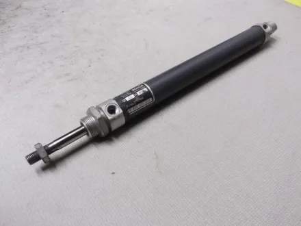 Bosch 0 822 034 008 Pneumatikzylinder – RESALE