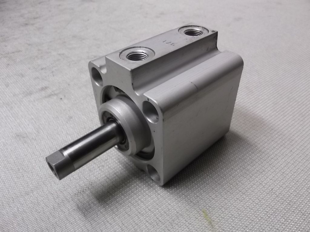 Bosch 0 822 010 054 Pneumatikzylinder