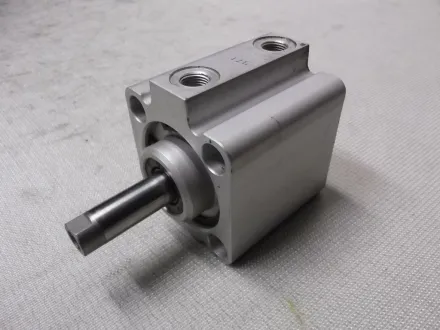 Bosch 0 822 010 054 Pneumatikzylinder – RESALE